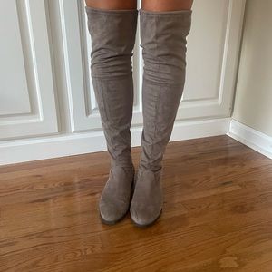 Over the knee suede like flat boots